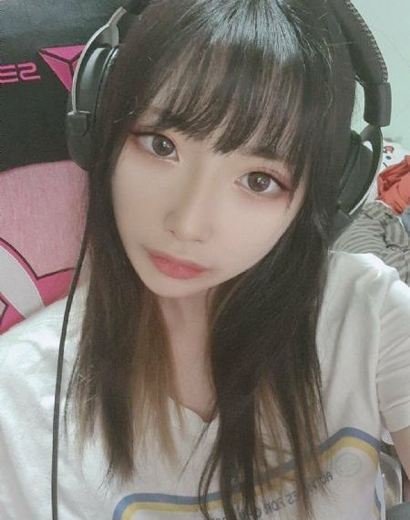 电影粉红女士_手机在线看片