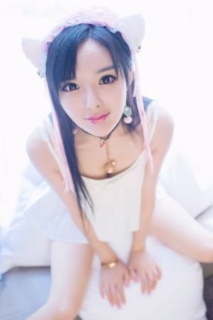手伸进她的乳罩里揉搓着_HD免费在线播放