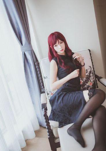 漂亮女秘书的目的_1080P电影免费在线