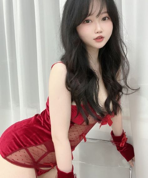 伊人全集免费观看_国产剧电影完整版在线观看