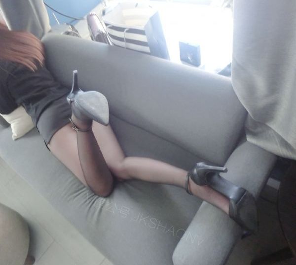 隔壁女孩在线_4K免费观看
