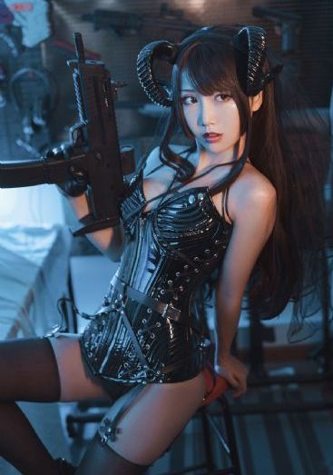 异国女人在巴黎完整版在线观看_720电影完整版在线观看